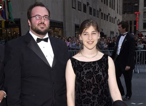 mayim bialik|mayim bialik boyfriend.